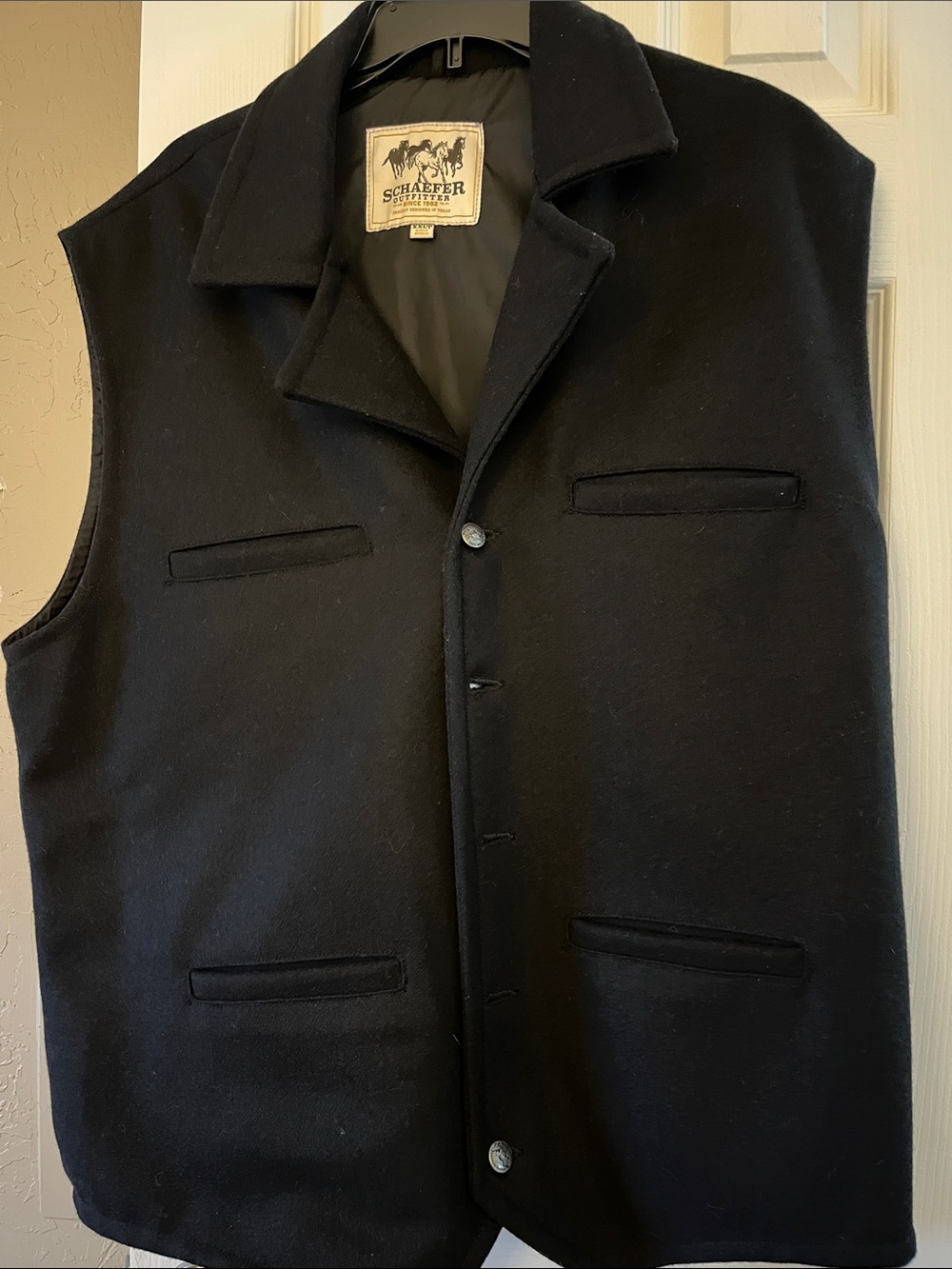 SCHAEFER OUTFITTER  Men's Black Wool Vest Jacket
XXLT